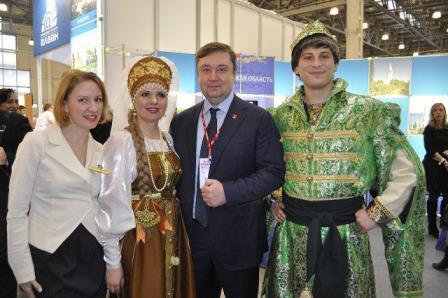 Губернатор Тверской области с представителями торжокской делегации.jpg.jpg Губернатор Тверской области с представителями торжокской делегации.jpg.jpg